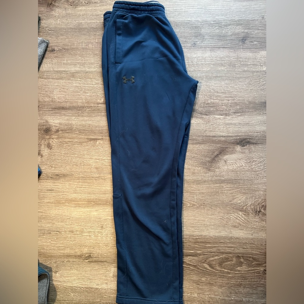 Under Amour men’s cold gear sweat pants